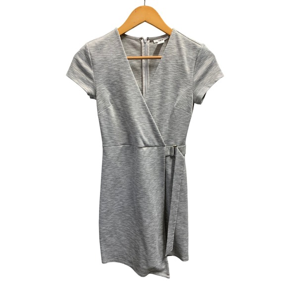 Bar III Dresses & Skirts - Bar III Womens Grey Heathered V-Neck Faux Wrap Buckle Mini Dress XS